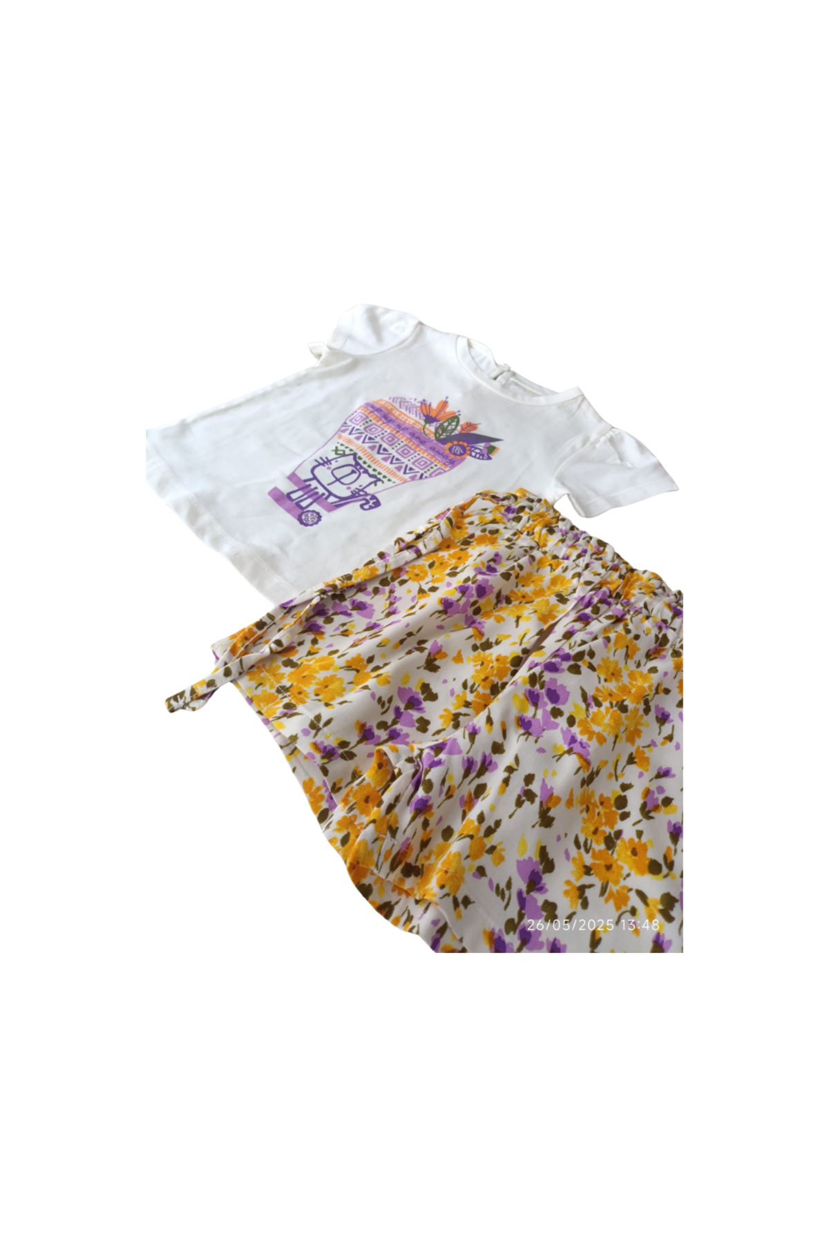 Kız Çocuk İkili Takım Baskılı Ekru T-Shirt Çiçekli Desenli Şort - Görsel 3